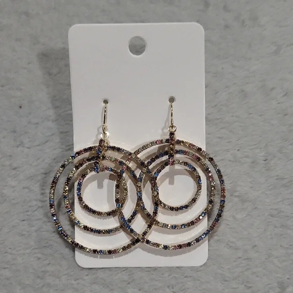 Elegant Multicolor Hoop Earrings - Picture 1 of 6